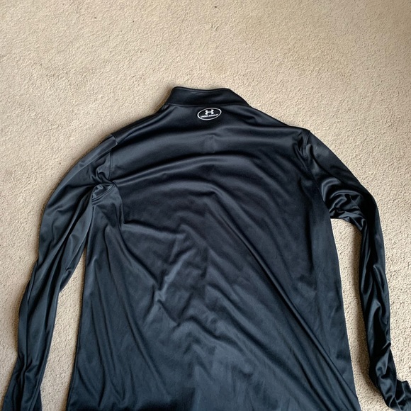 Under Armour 1/4 zip - Picture 3 of 3